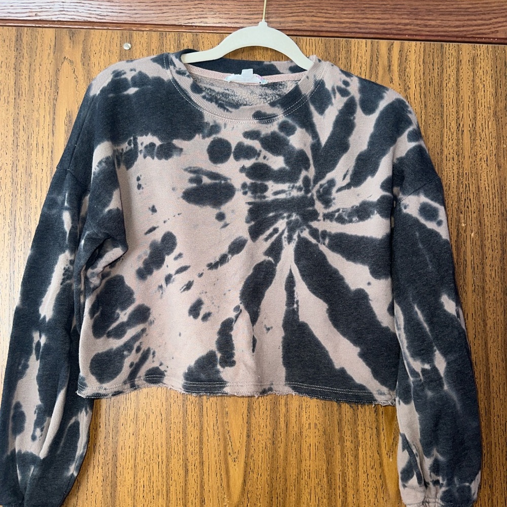 Cropped sweatshirt